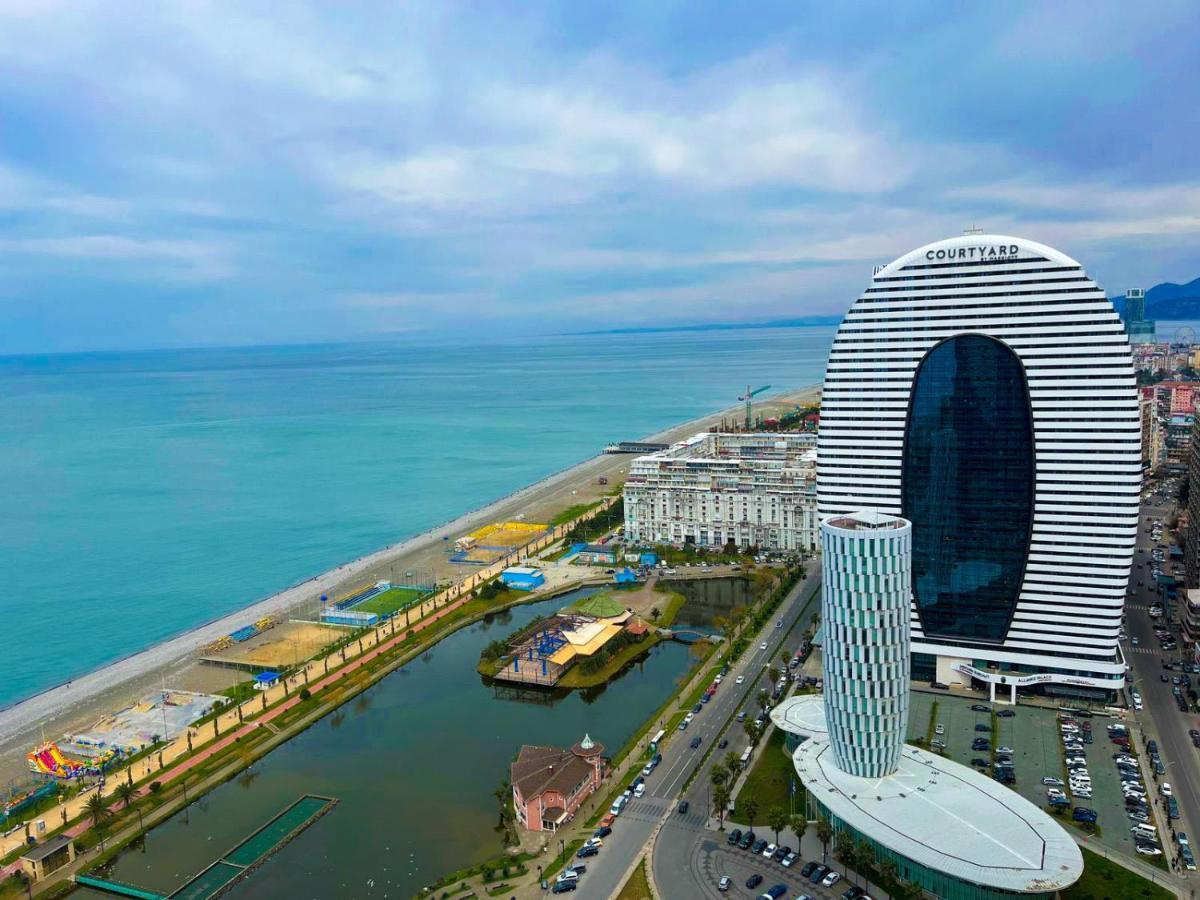 Orbi City Sea View - Special Category Aparthotel Batumi Exterior photo